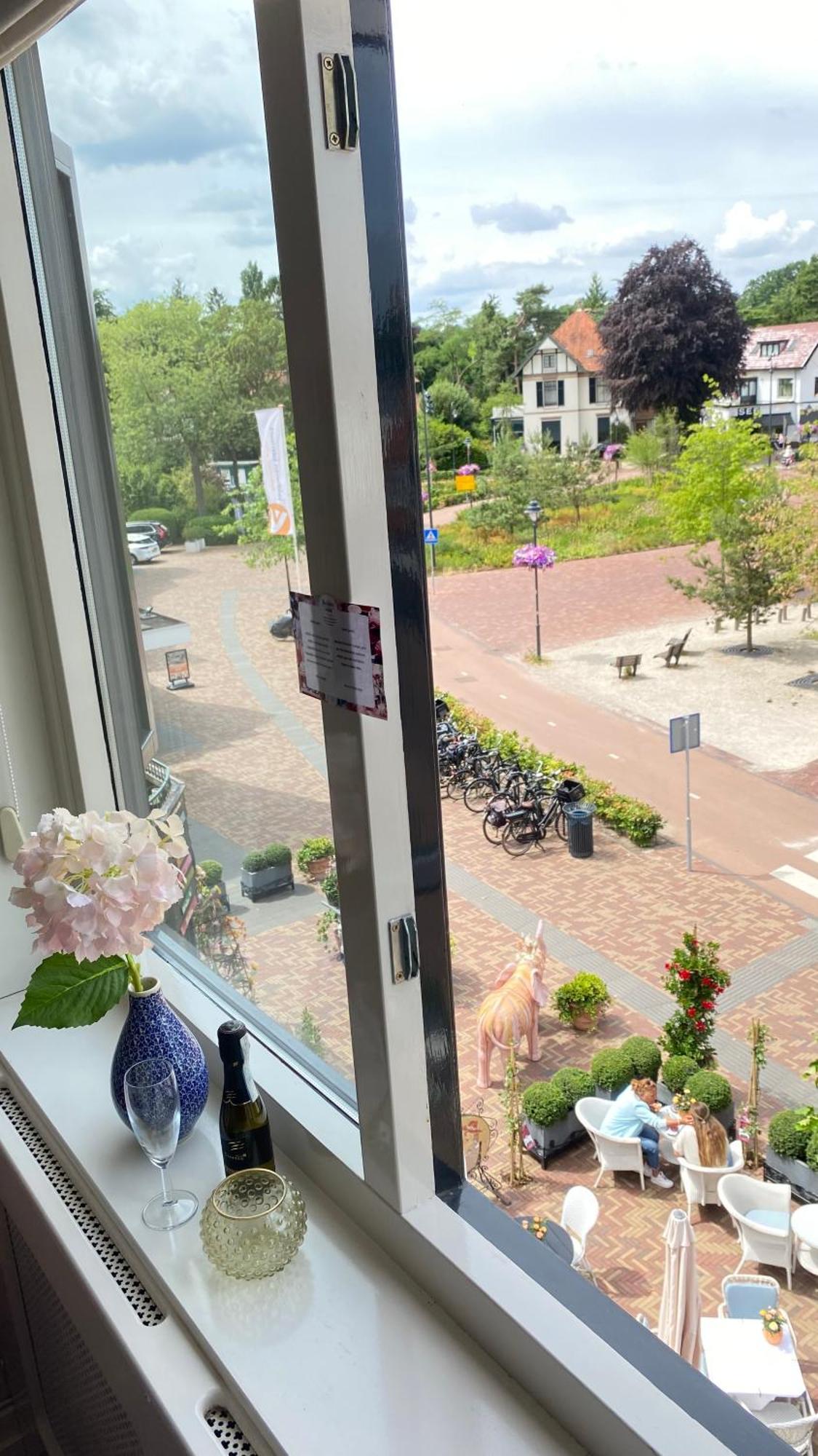 Bubbles & Bed Bed and Breakfast Bilthoven Exteriör bild